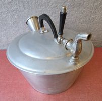 Vintage Aluminium Teekessel / Glühweinkessel mit Zapfhahn