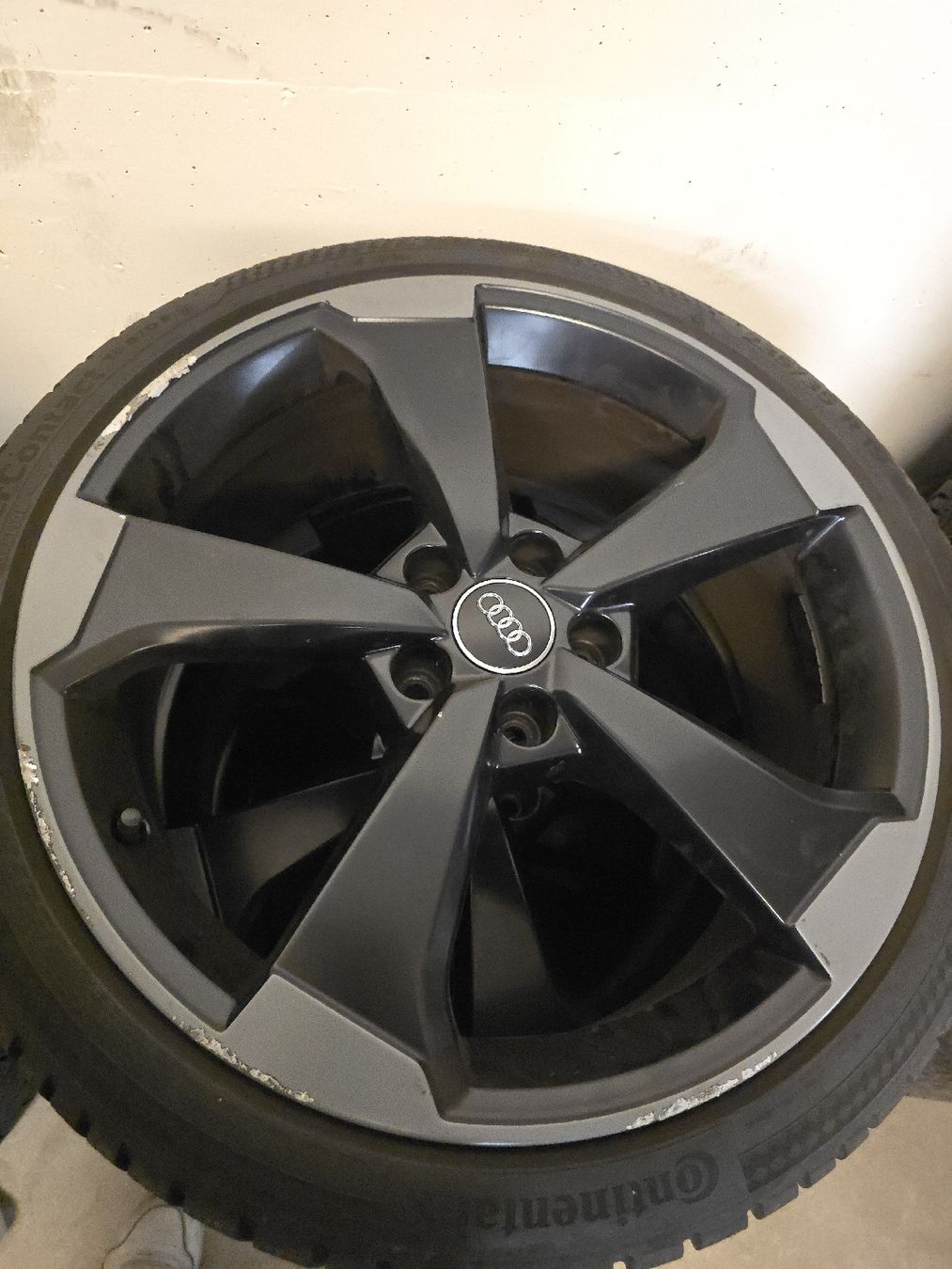 Pneumatici & Ruote complete: Audi Rs3 Winterkompletträder Ab 649.- – Usato da Volketswil venduto da true_story 3