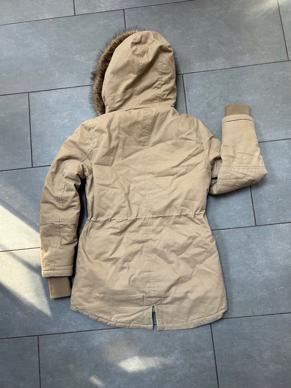Mäntel: Warme Winterjacke/Wintermantel ca. 14j. oder XS – Gebraucht aus Iseltwald von Waldisch 2