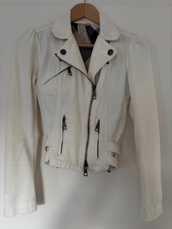 BURBERRY  eelastische Bikerjacke 34, hellblau