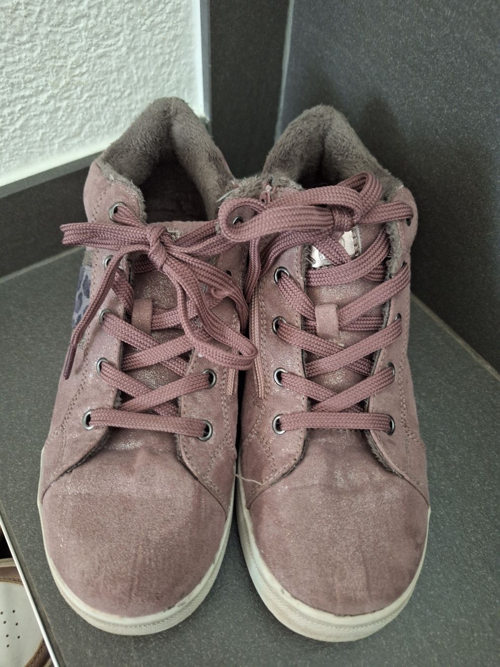 Scarpe per ragazze: warmer Schuh Gr. 35, gefüttert – Usato da Brittnau venduto da Norge77 1