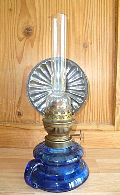 Lampade: Antike, blaue Petrollampe kompl. – Usato da Effretikon venduto da Heimstudio