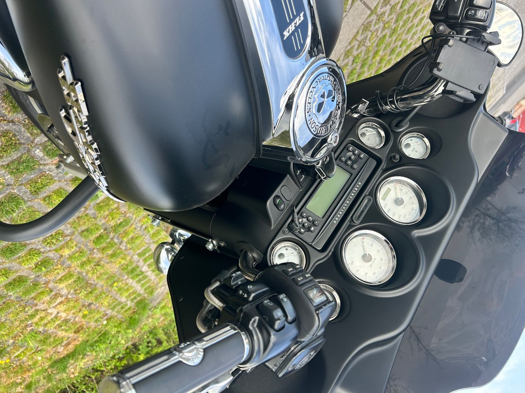 Harley-Davidson Touring: Harley-Davidson FLHXI Street Glide – Usato da Sempach venduto da ser_fz7b 7