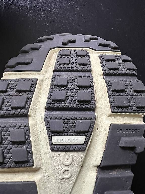 On Scarpe da donna: On Cloudultra Damen Grösse 37 – Usato da Arlesheim venduto da FS_79 3