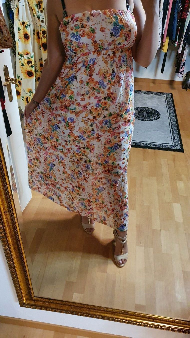 Kleider: 🌺Maxi Kleid🌺 Größe 38-40🌺 – Gebraucht aus Wald ZH von CapLux 4
