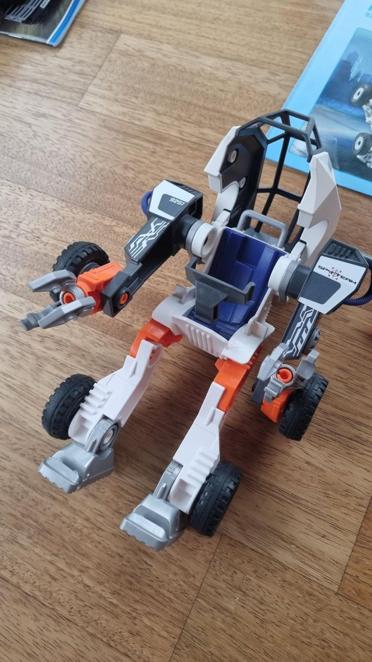 Playmobil Giocattoli: Playmobil 9251 - Agent TEC'S Mech – Usato da Wangen ZH venduto da Baltis01 1