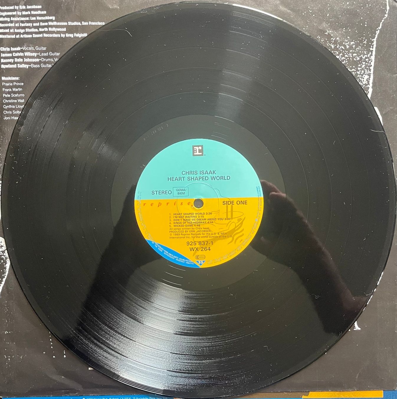 Dischi in vinile: Chris Isaak, Heart Shaped World, EU, Original!! – Usato da Kleinlützel venduto da Vinylspezi 4