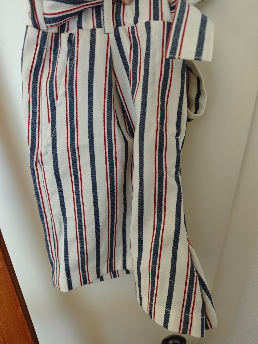 Pantalons: Short – D'occasion à Hermenches par kar_zj5h 3