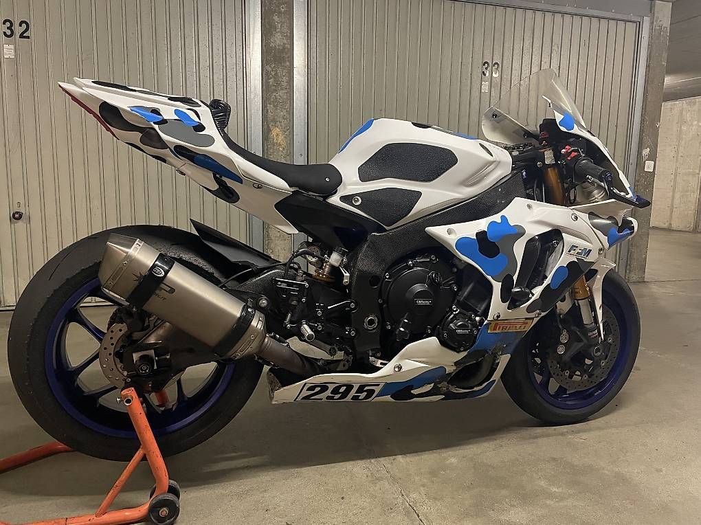 Yamaha Strada: Yamaha R1 2019 piste/route – Usato da Perly venduto da david2310 2