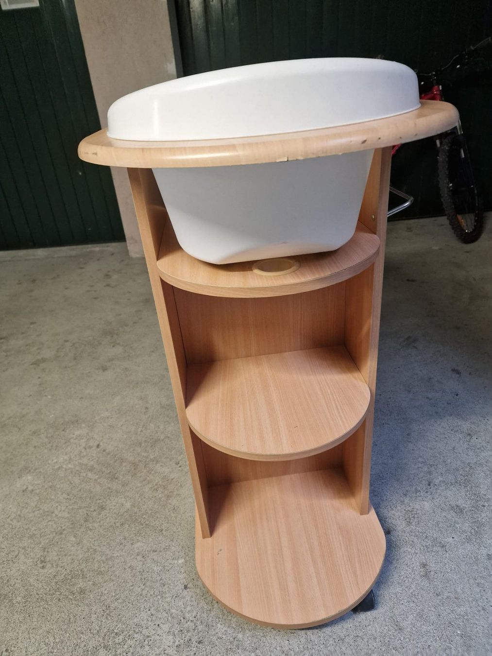 Vasche da bagno: Baby Badewanne mit Möbel – Usato da Sirnach venduto da fab_t5m7