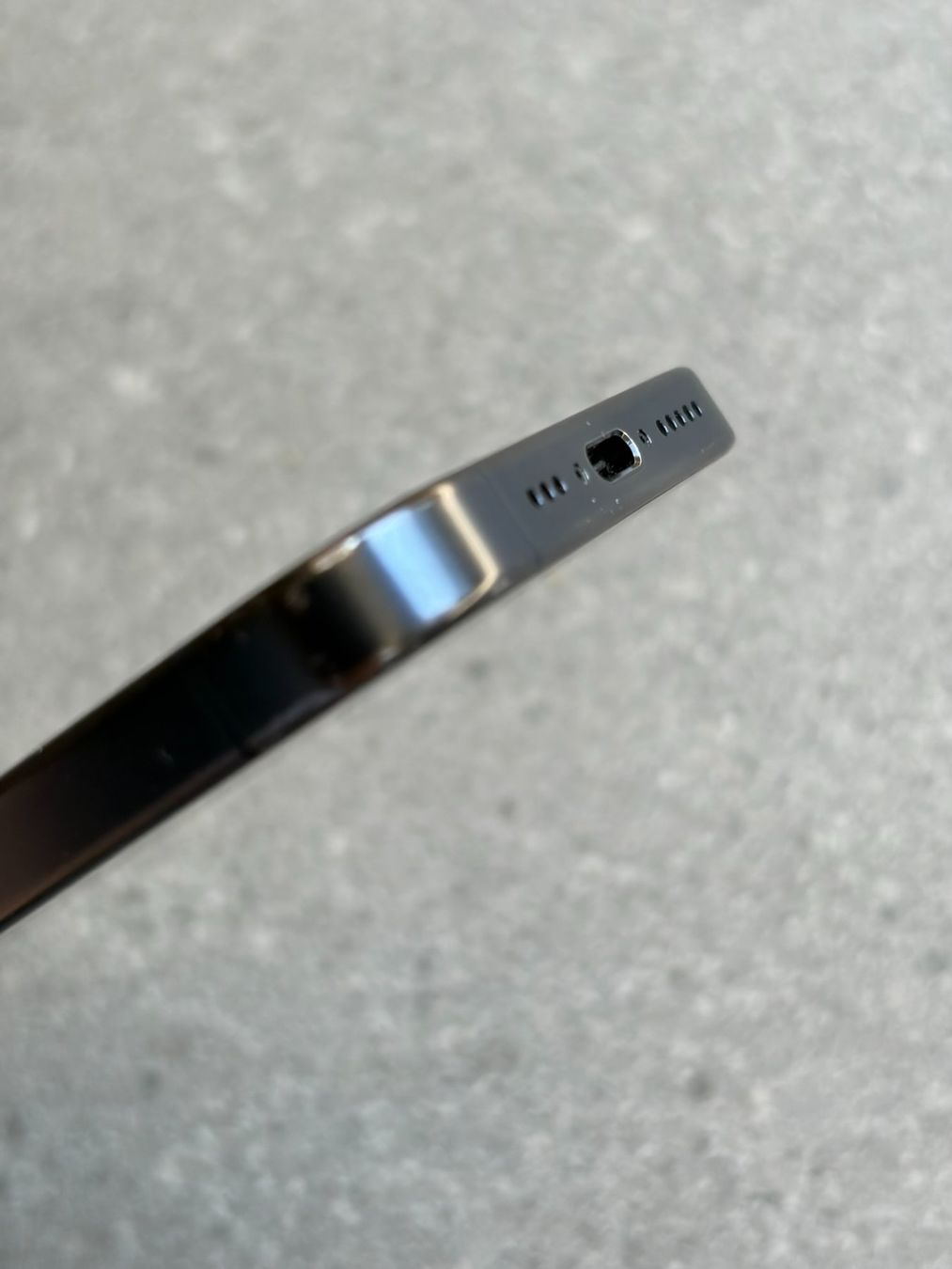 Apple Handys / Smartphones: Iphone 15 Pro – Gebraucht aus Schaffhausen von BorisMell33 4