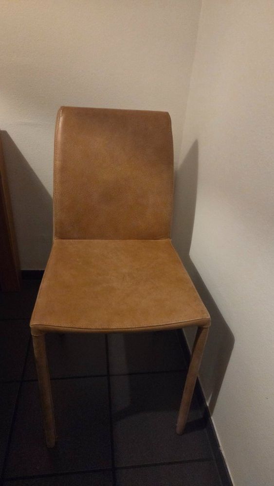 Sedie: 4 Leder Esszimmerstühle, hellbraun. – Usato da Solothurn venduto da KatharinaKS 1
