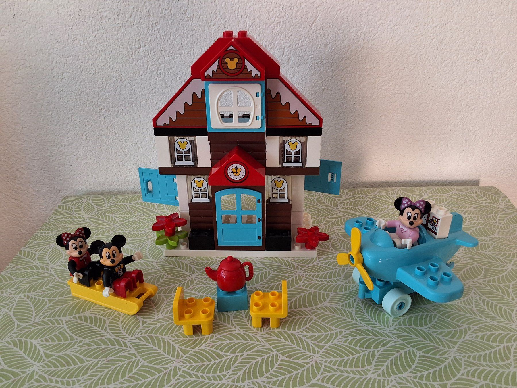 Lego Spielzeuge: Lego Duplo Winterhaus Mickeymaus – Gebraucht aus Liebefeld von moony4blue