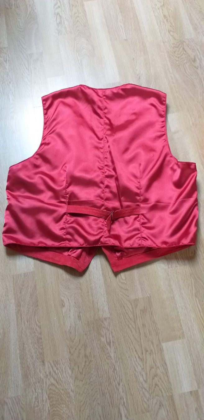 Gilets & Westen: Gilet mit Hemd (Set) Gr. XL – Gebraucht aus Biberist von Nicelotti 1