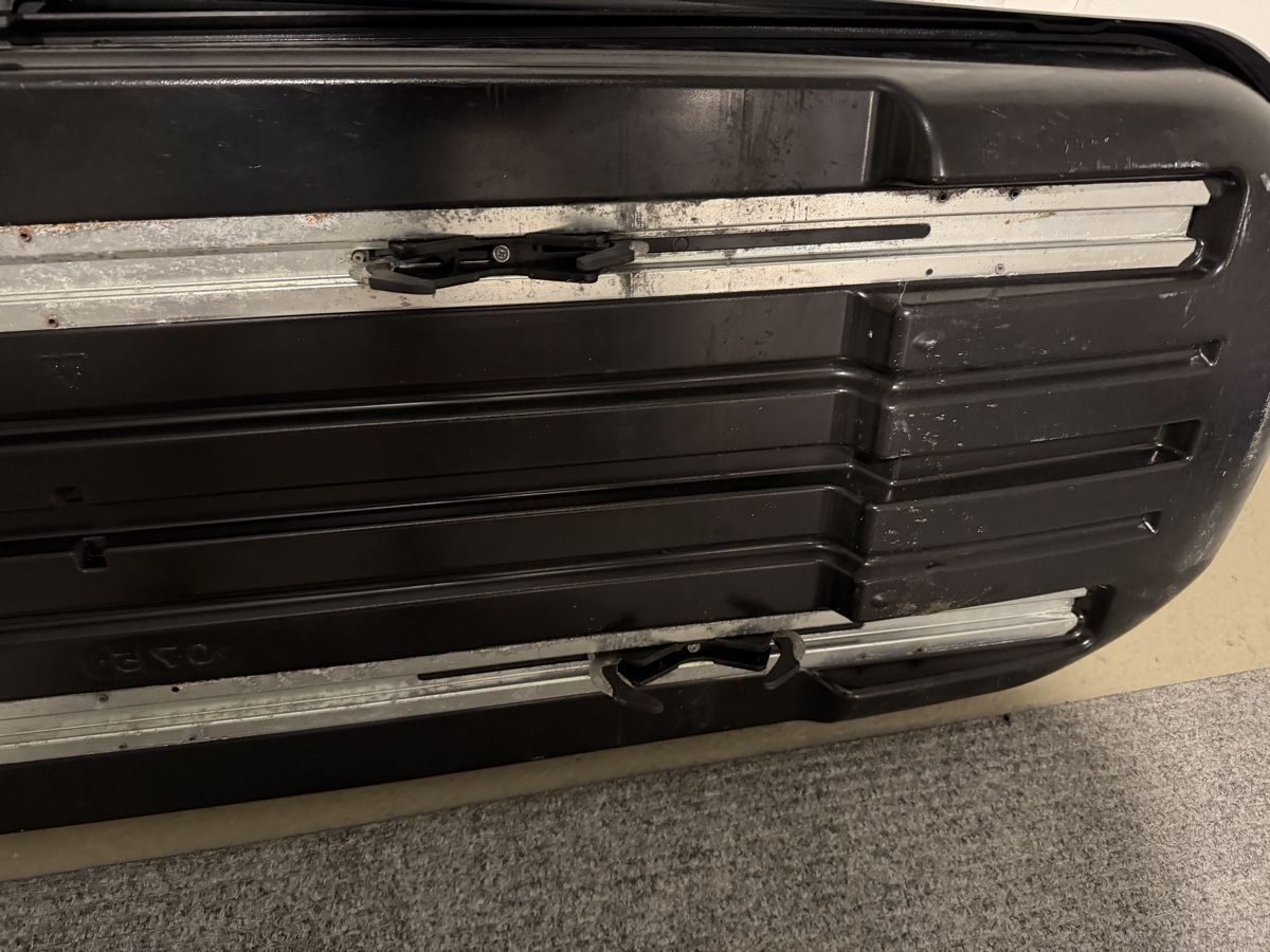 Thule Dachboxen: Dachbox Thule Dachbox gebraucht, silber, 75 kg Zuladung – Gebraucht aus Winterthur von Piotr-Mercedes 9