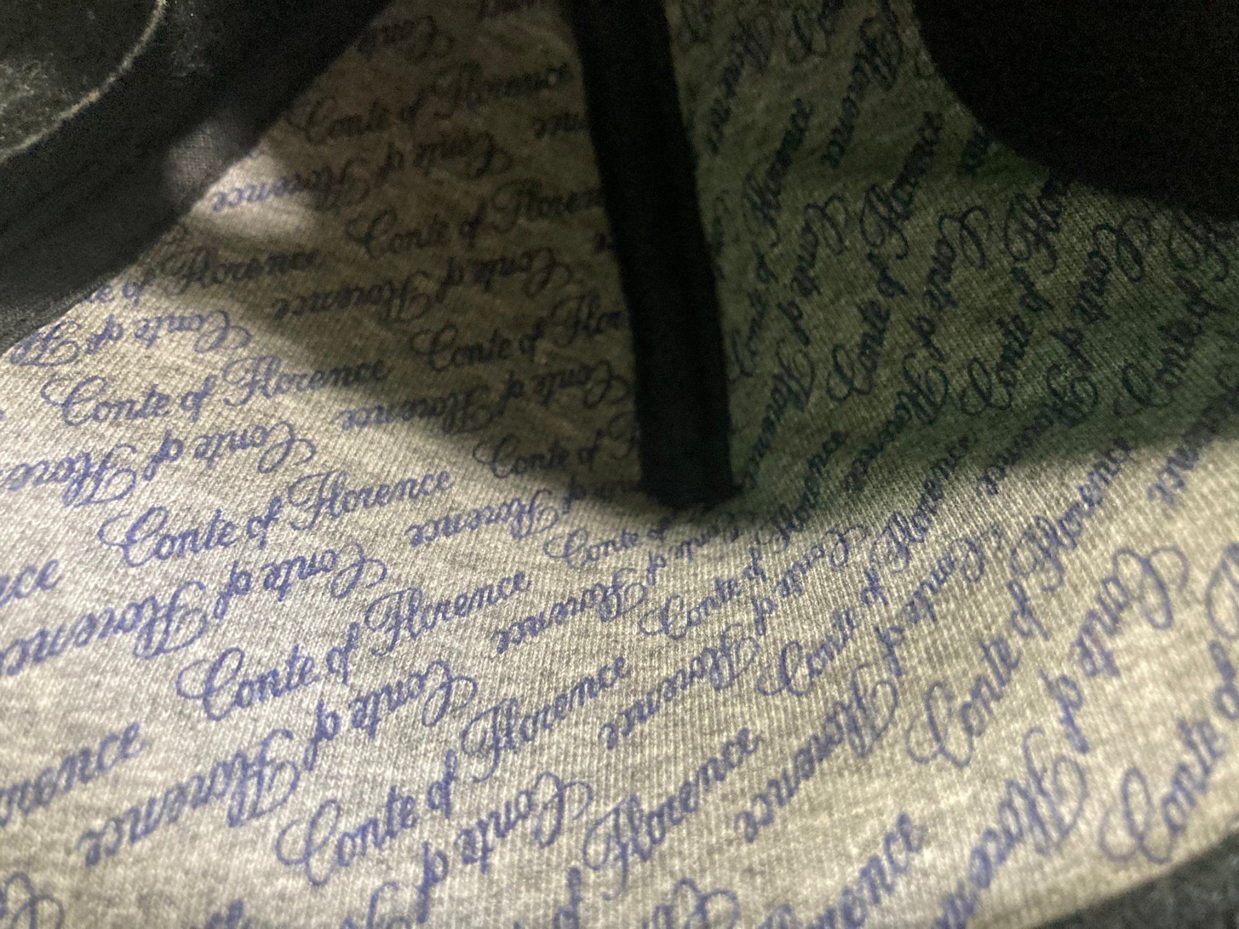 Copricapi, berretti & cappellini: Compte de Florence fleece Mütze – Usato da Zürich venduto da le_souk 5