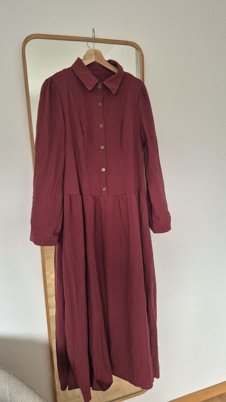 Vestiti: Rotes Kleid mit Knöpfen, Grösse M – Usato da Emmenbrücke venduto da tazuza