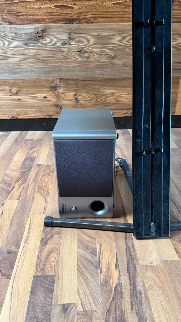Yamaha Strumenti musicali: Yamaha Tyros 5 inklusive Boxen und Ständer – Usato da Baar venduto da GerdW 3