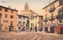 Mendrisio TI centro paese chiesa e binari tram