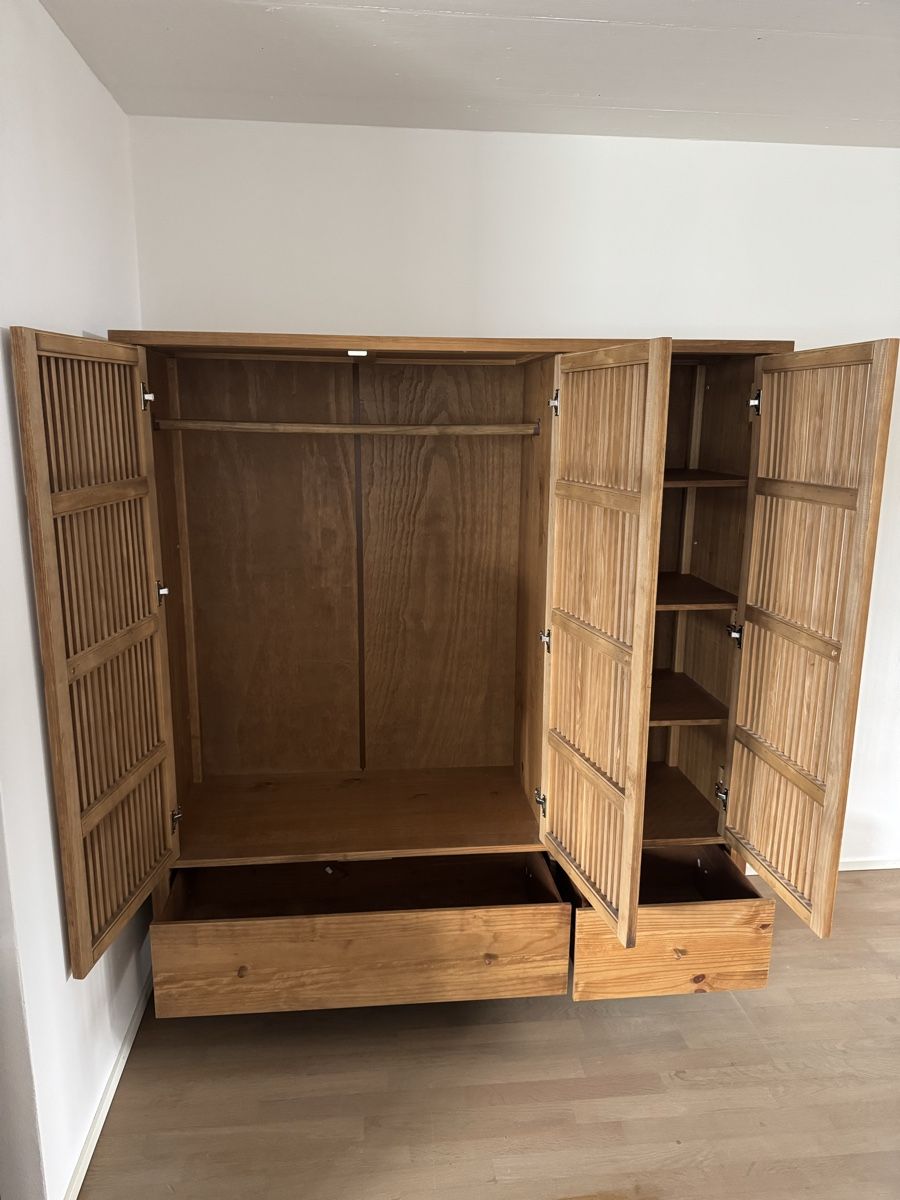Armadi: Kleiderschrank  – Usato da Buchs ZH venduto da manu0123 2