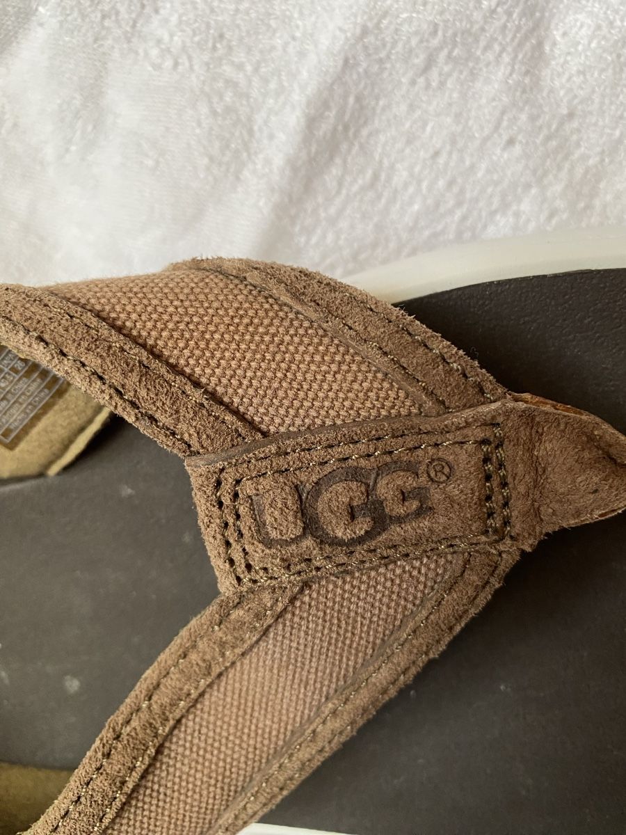 Ugg Scarpe da uomo: Tongs UGG marron taille 40,5 – Usato da Geneve venduto da Monthoux13 1