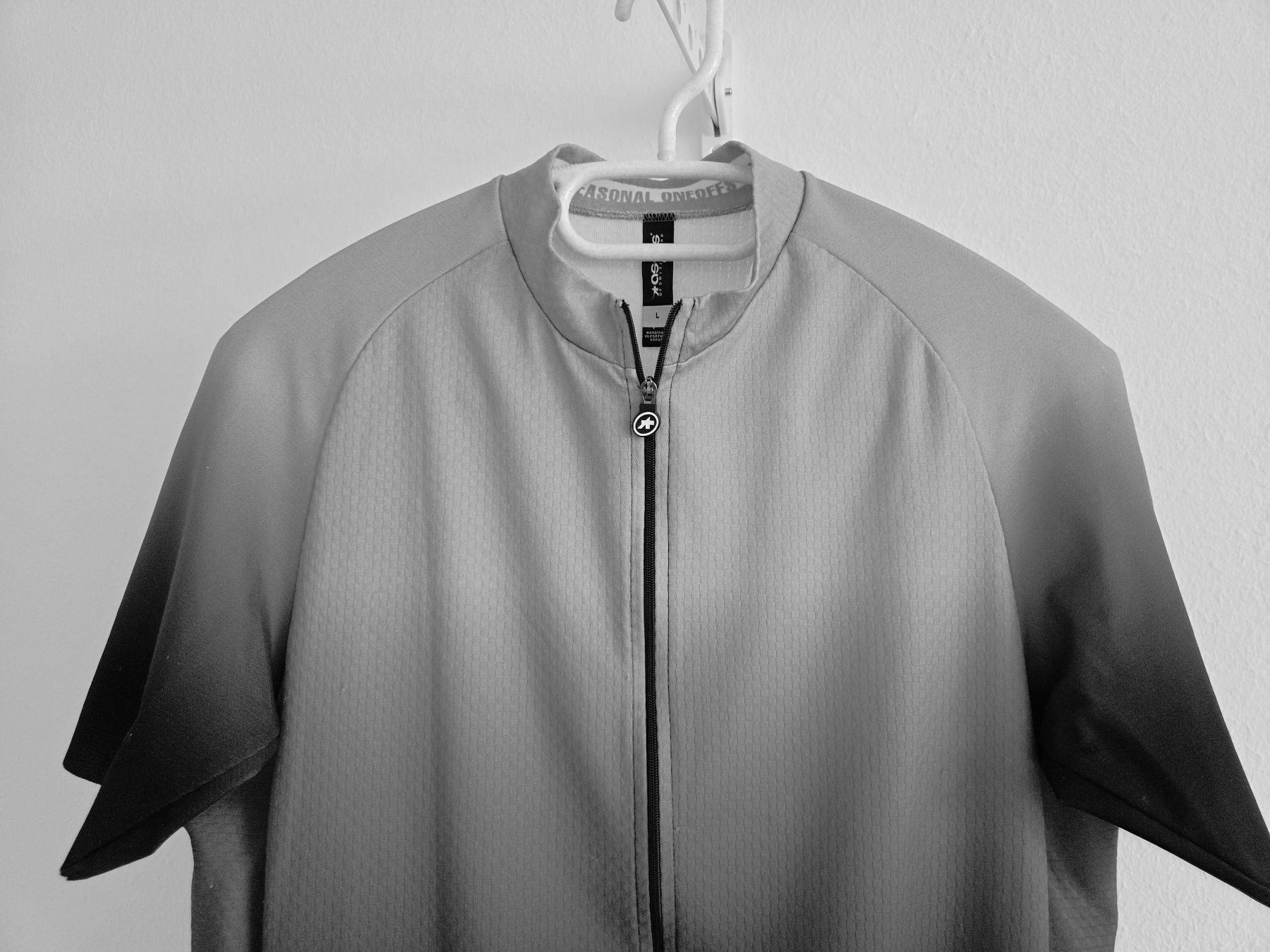 Assos Canottiere & Pantaloni: Fahrrad-Trikot von ASSOS – Usato da Oberrieden venduto da Smart570 1
