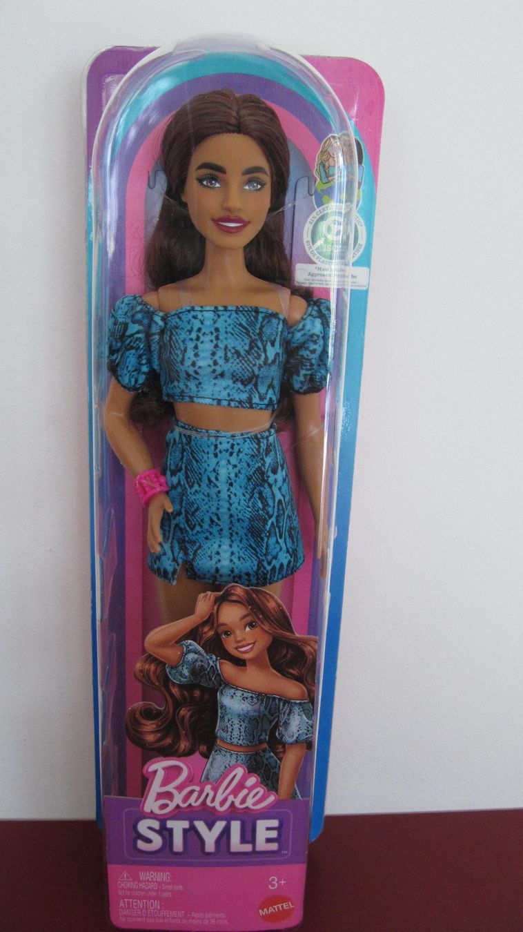 Poupées: Barbie - STYLE - Puppe – Neuf avec emballage d'origine à Brunnen par Kiwiland1