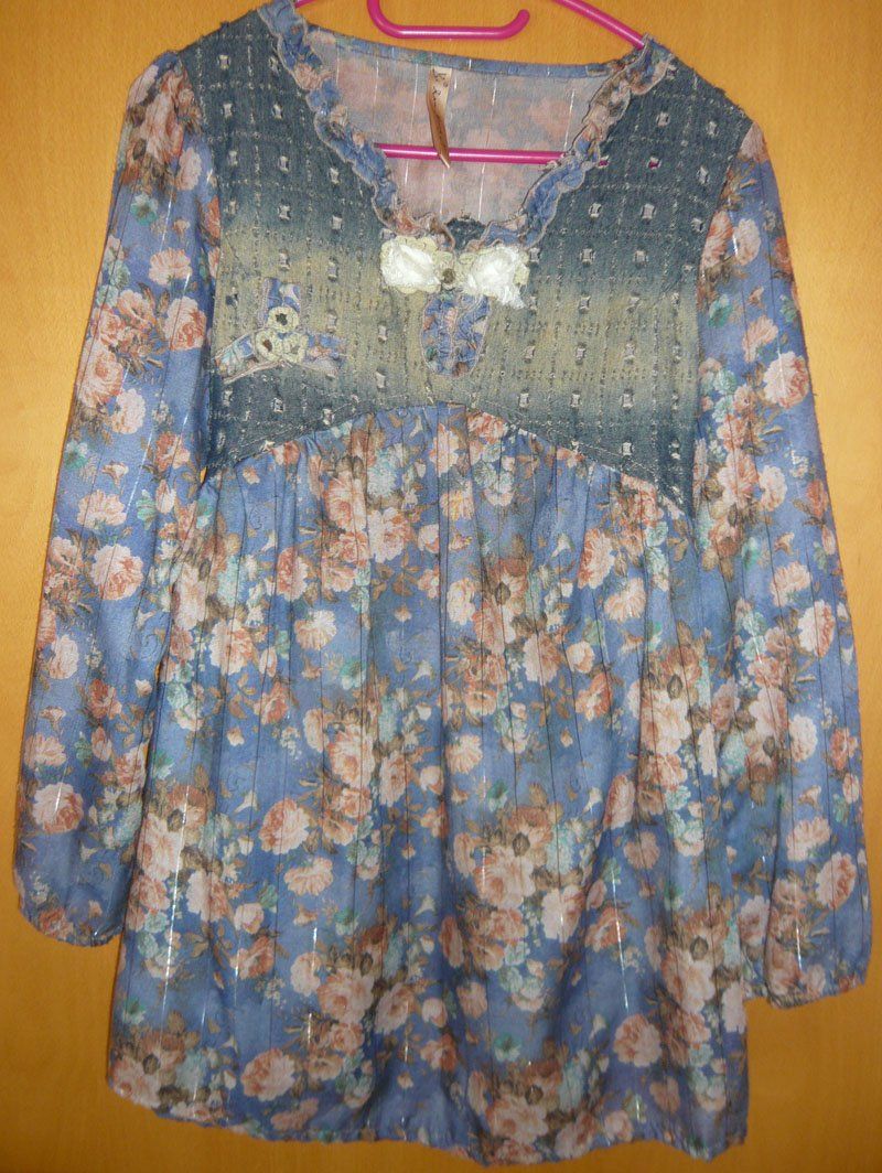 Camicette: Bluse / Kleid Gr S-M – Usato da Ruggell venduto da Dolce9