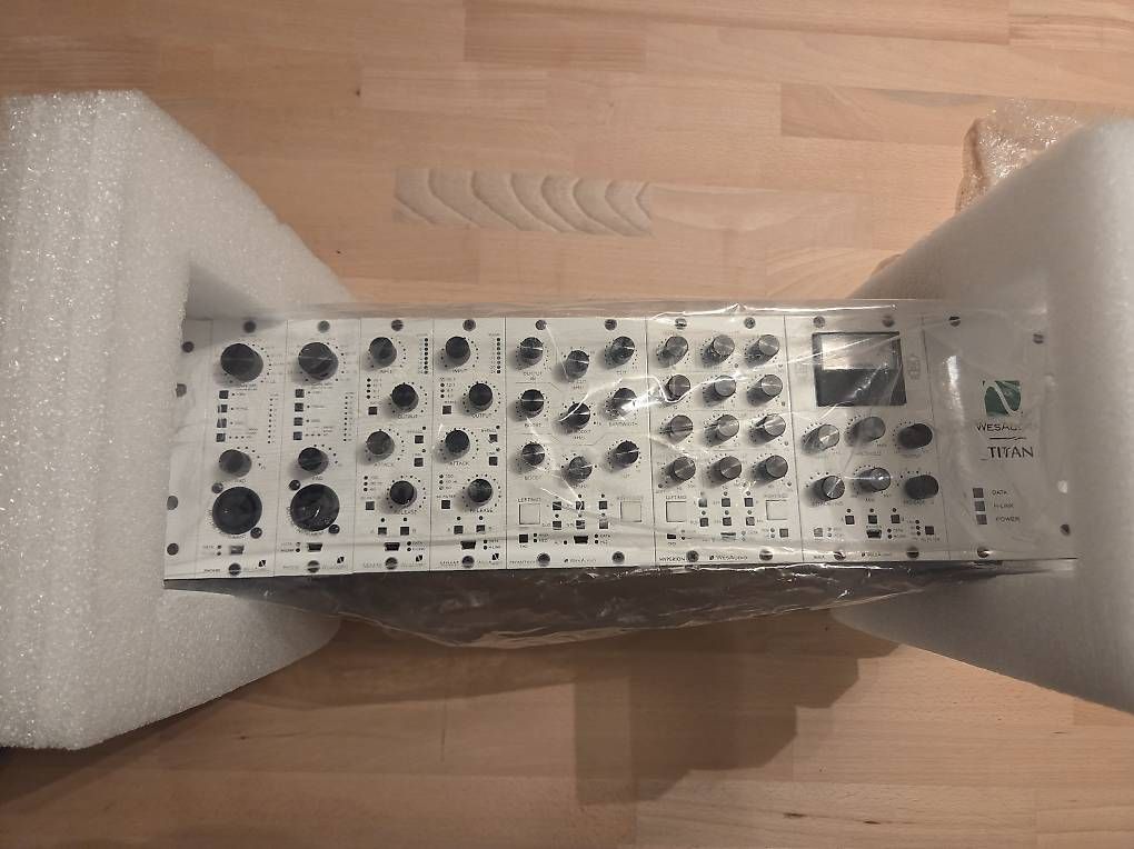Strumenti musicali: Wes Audio 500 Api System – Usato da Zürich venduto da Flvr 3