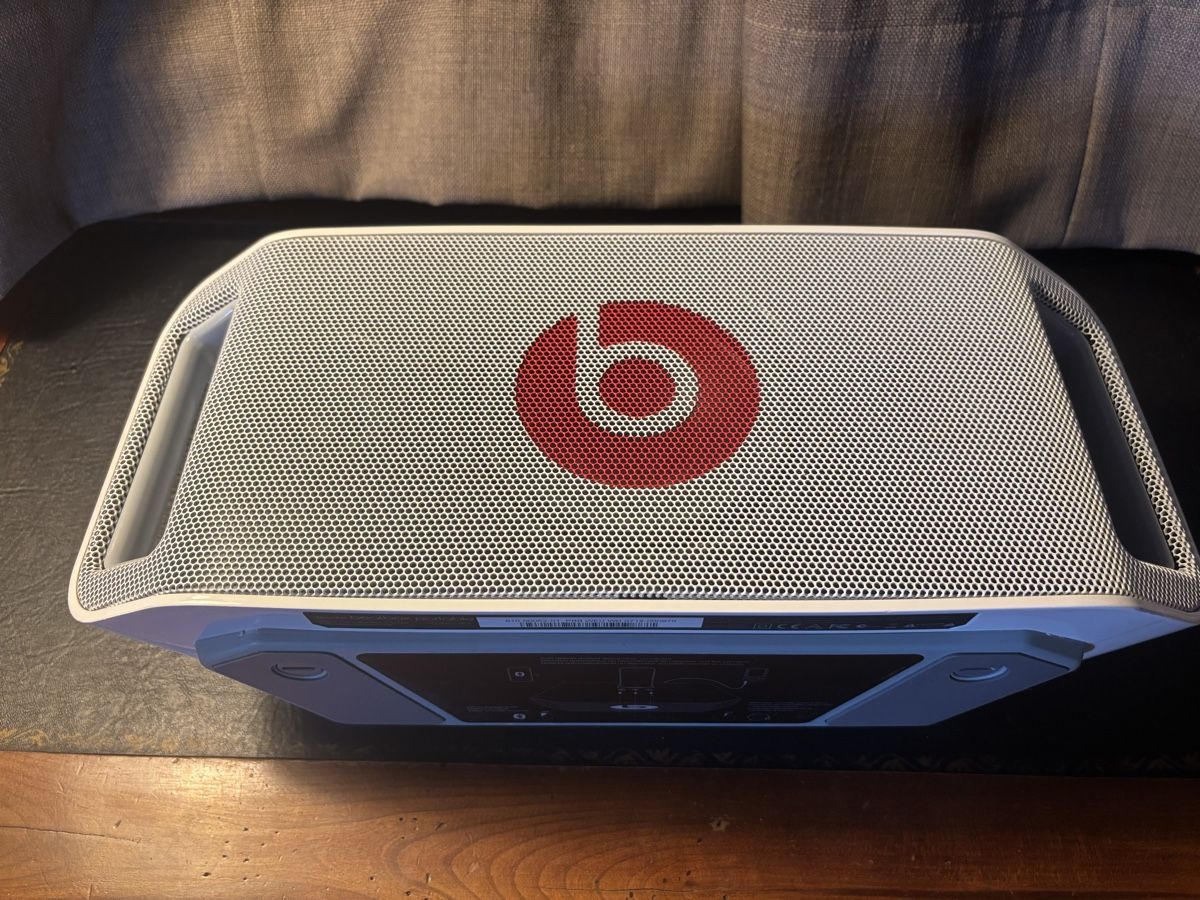 Beats Haut-parleurs: Beats by Dr. Dre Beatbox enceinte  – D'occasion à Mézières VD par P-M-C 3