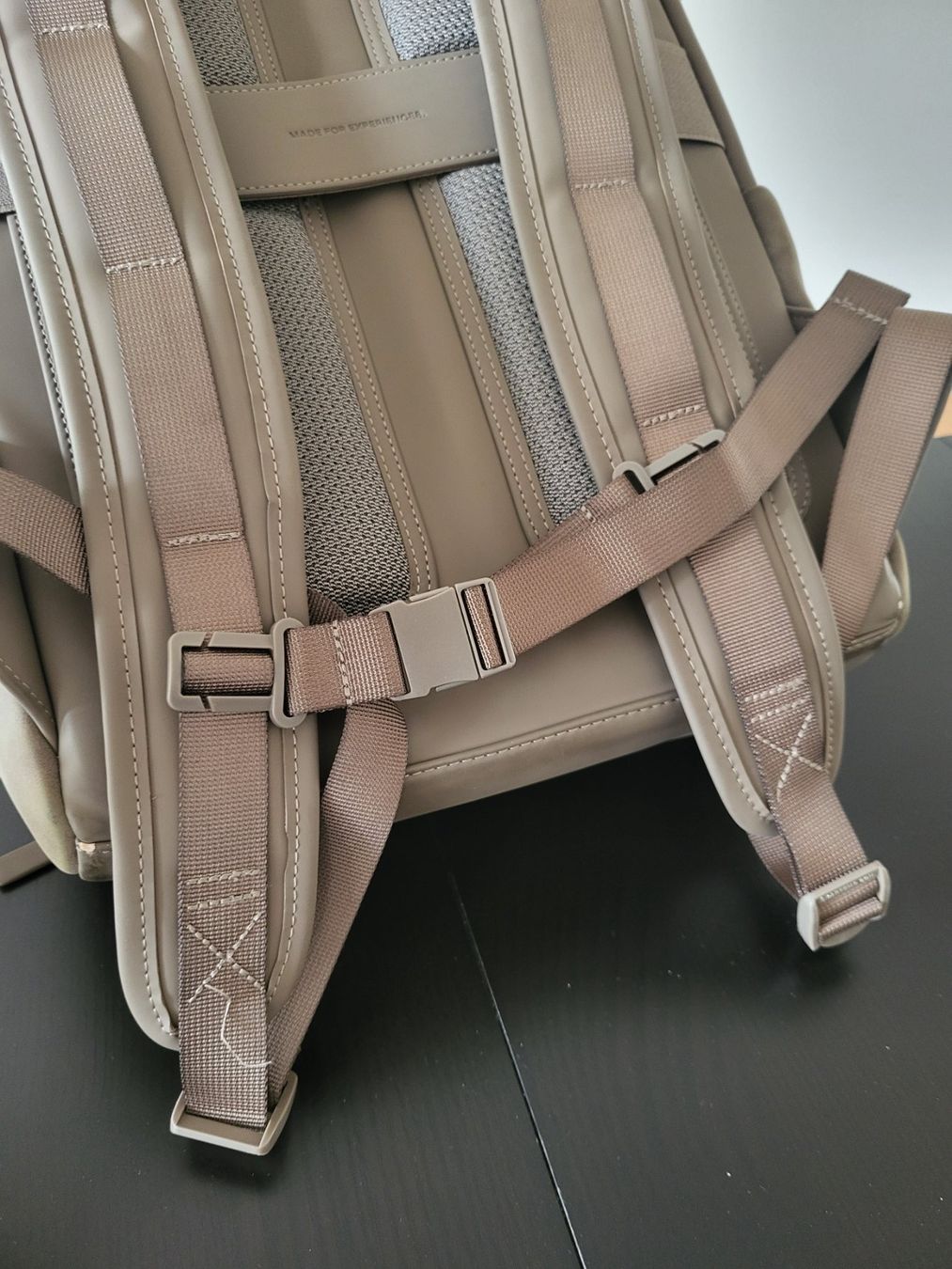 Kapten & Son Zaini: Kapten & Son Bali Pro Walnut Rücksack – Usato da Wallisellen venduto da gcsabi 6