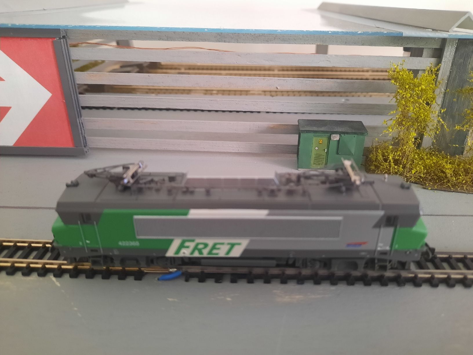 Trix Modelleisenbahnen: minitrix – Gebraucht aus Les Evouettes von mar_pp2b