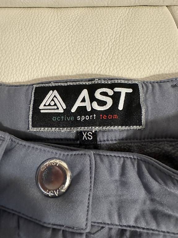 Pantaloni: Pantalon ski XS skinny – Usato da Vionnaz venduto da ric_9nvy 1