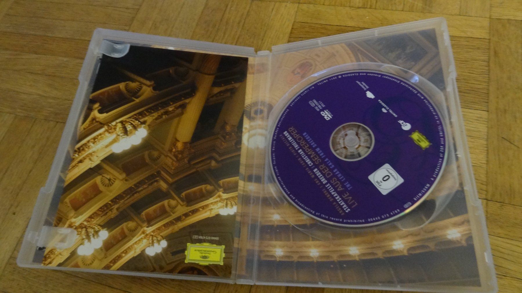 Alle DVDs: Live aus der Semperoper - Lehar Gala From Dresden DVD – Gebraucht aus Olten von Disc-Ausverkauf 1