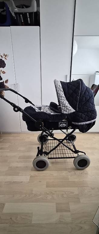 Carrozzine: Schöner Restaurierter Kinderwagen  – Usato da Grenchen venduto da Ckim 1