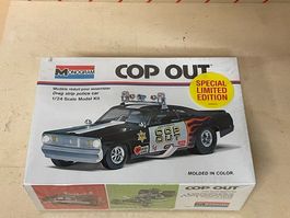 Drag Racer Cop Out M 1:24 in OVP