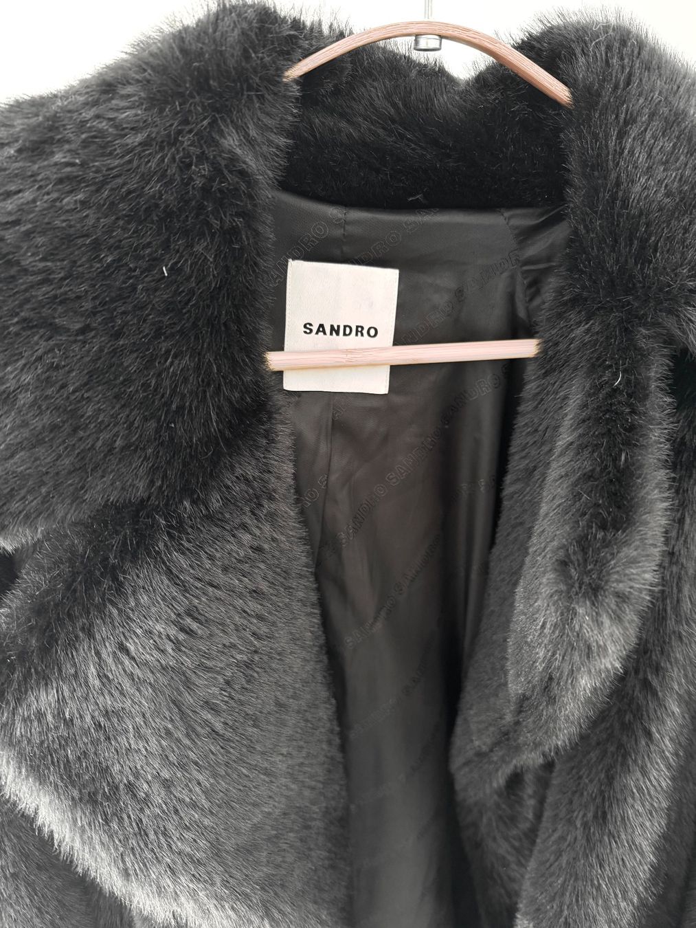 Sandro Mäntel: Sandro Faux Fur Coat in black – Neu (gemäss Beschreibung) aus Zürich von di_archive 4