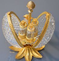 Kristallei für Parfüm / Coffret à parfum en cristal Vintage