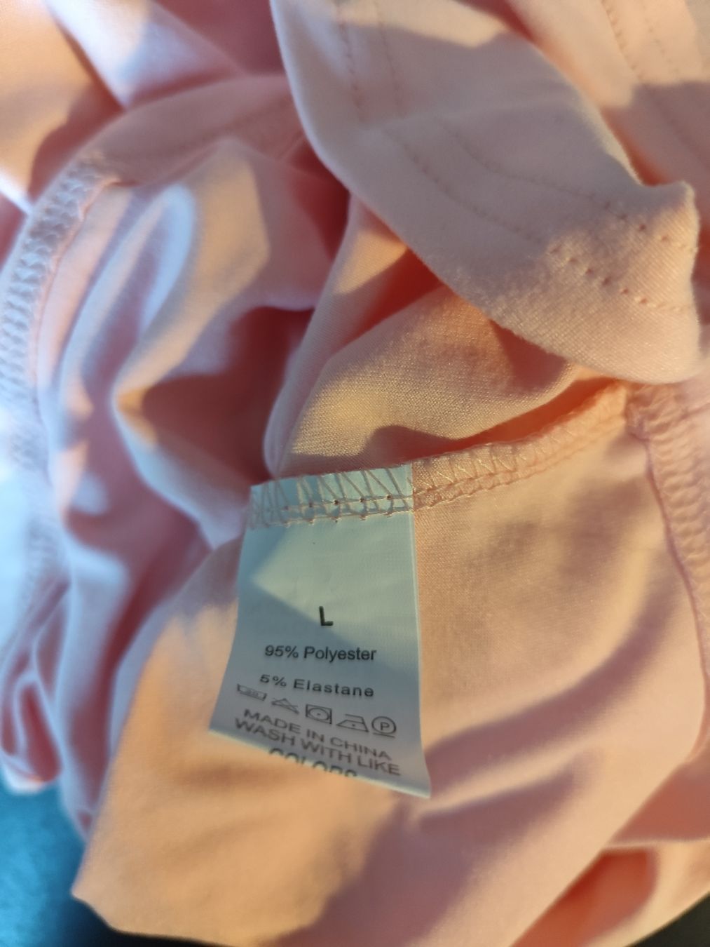Polos: polo rose – D'occasion à Cudrefin par laf_b28y 2