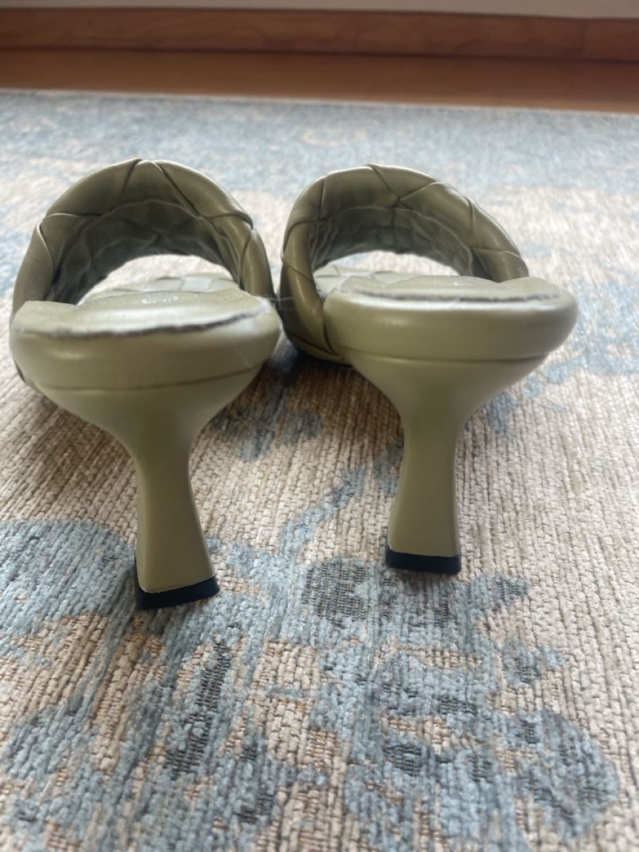 Scarpe da donna: Sandalen 36 – Usato da Freidorf TG venduto da ibipatria 2