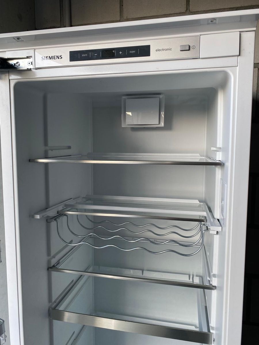 Siemens Frigoriferi: Siemens Einbaukühlschrank – Usato da Aarberg venduto da Jakaro 5