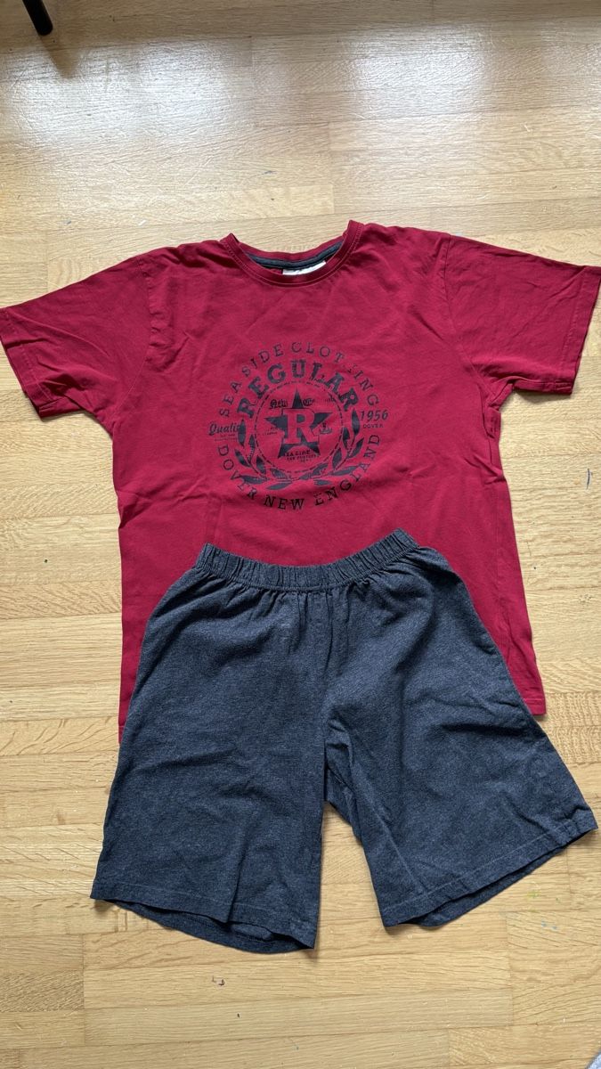 Lotti & Set di vestiti: Pyjama 3er Set Gr.152 – Usato da Safnern venduto da Frakru 2