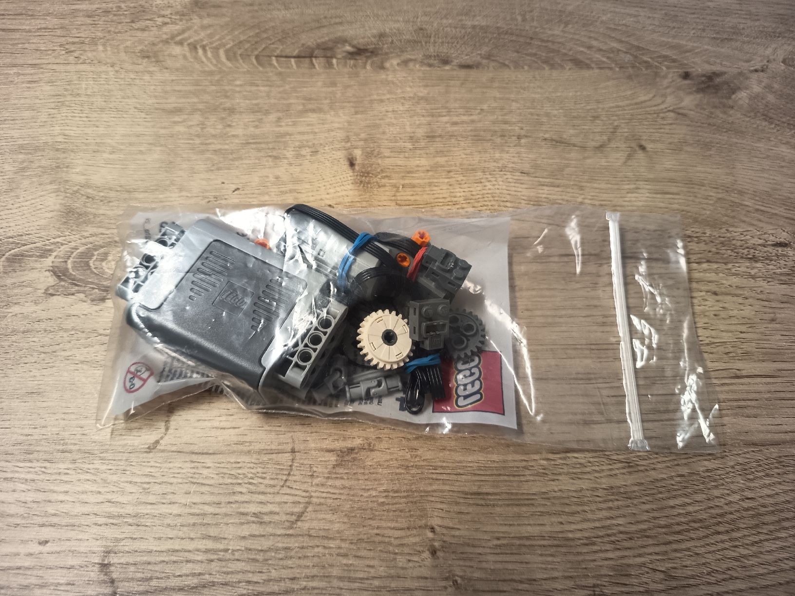 Lego Jeux de construction: Lego ® Technic ® 8293 – D'occasion à Frauenfeld par sveno666 2