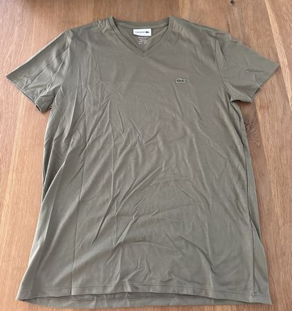 Lacoste T-Shirt Khaki Grösse M V-Ausschnitt Baumwolle