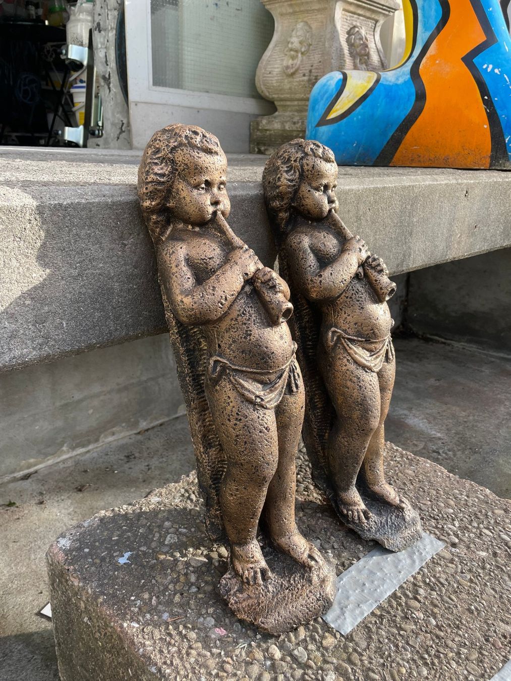 Skulpturen & Statuen: Puten.Relief – Gebraucht aus Forch von ESELSTEIN 1