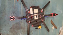 Cadre drone carbone, contrôleur et moteurs puissants