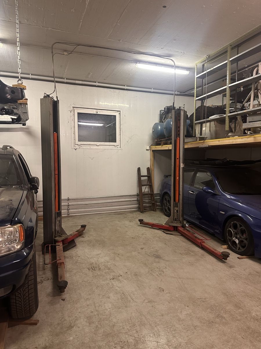 Gebrauchte Auto Hebebhne
