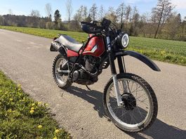 Yamaha XT 550, Apple Car Play + Zubehör