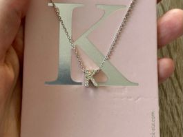 SILVER PLATED Halskette mit „K“Anhänger 🤍 NEU & OVP ✨