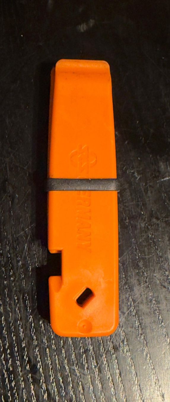 Tutti gli attrezzi: Reifenheber Set orange 3 Stuck – Usato da Brüttisellen venduto da Gritti02 1